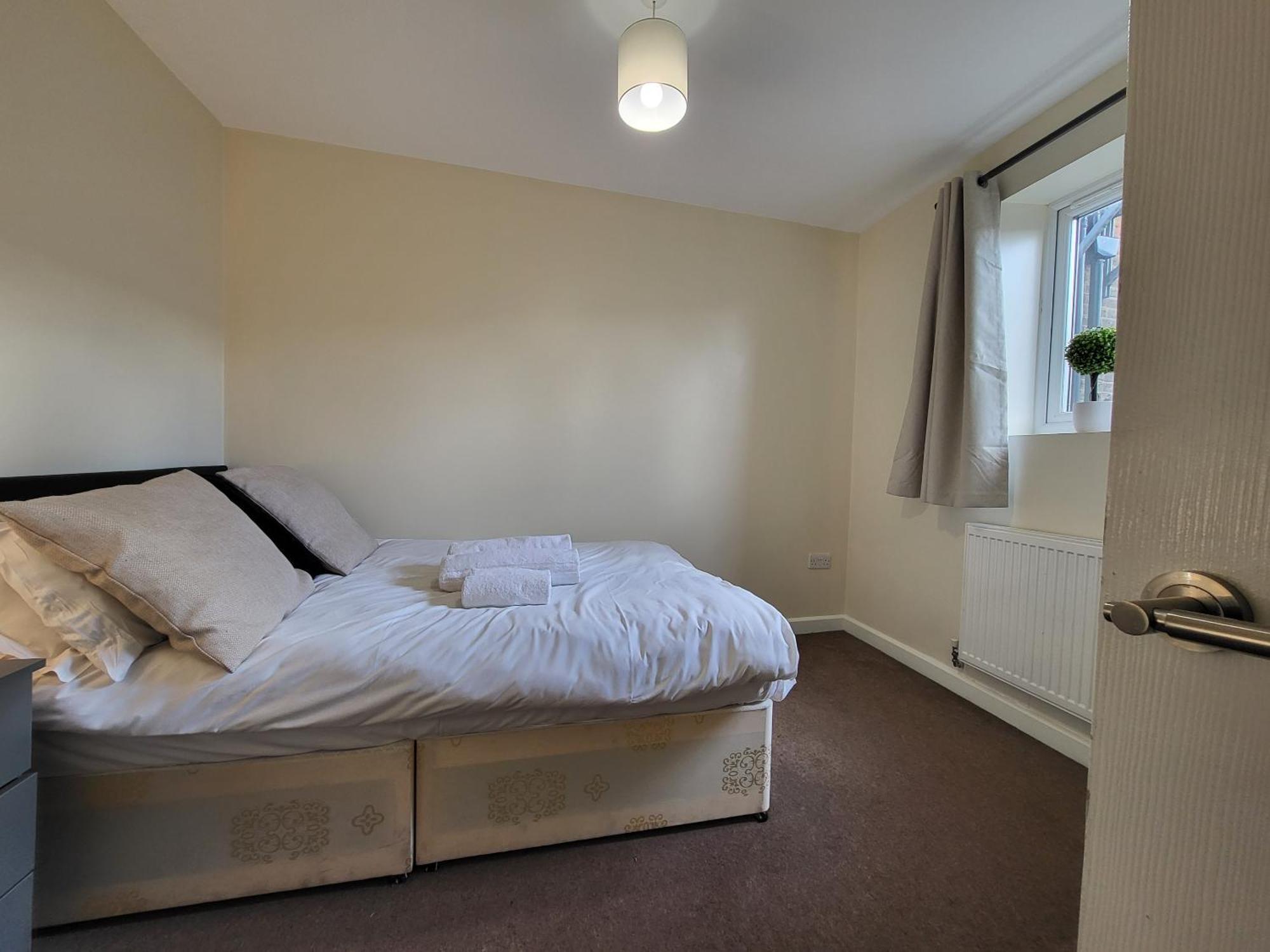 Great Apartment Next To Tooting Bec Tube Station! 런던 외부 사진